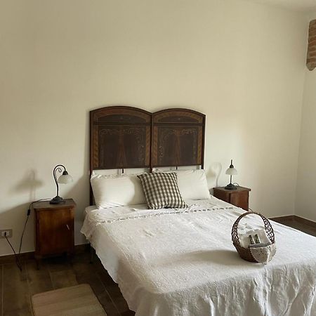 Tenuta Nissole Rocchetta Tanaro Kültér fotó