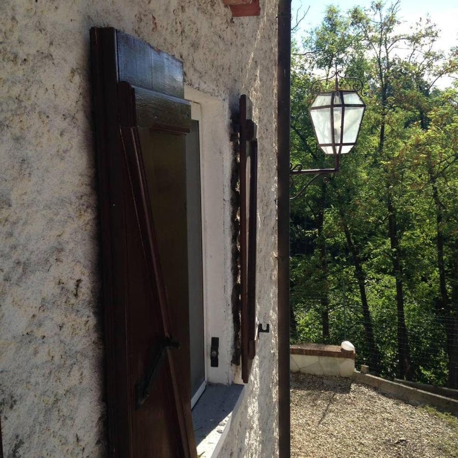 Tenuta Nissole Rocchetta Tanaro Kültér fotó